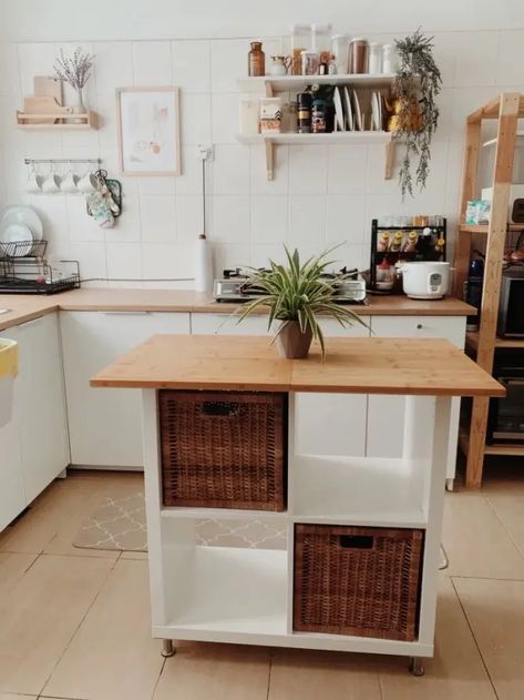 Portable Kitchen Island, Ikea Kallax Hack, Hack Ikea, Ikea Kitchen Island, Small Kitchen Island, Ikea Hack Ideas, Portable Kitchen, Kitchen Redesign, Ikea Kallax