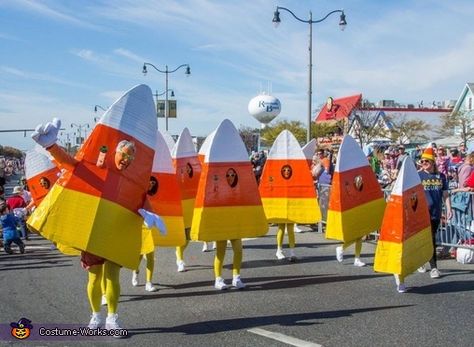 Diy Candy Corn Costume, Candy Corn Costume Women, Candy Halloween Costume Diy, Unique Group Costume Ideas, Candy Corn Halloween Costume, Candy Halloween Costume, Unique Diy Costumes, Candy Halloween Costumes, Corn Costume