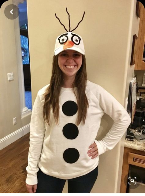 Christmas Character Costumes, Christmas Costumes Diy, All Black Halloween Costume, Best Diy Halloween Costumes, Olaf Costume, Meme Costume, Costumes For Work, Snowman Costume, Black Halloween Costumes