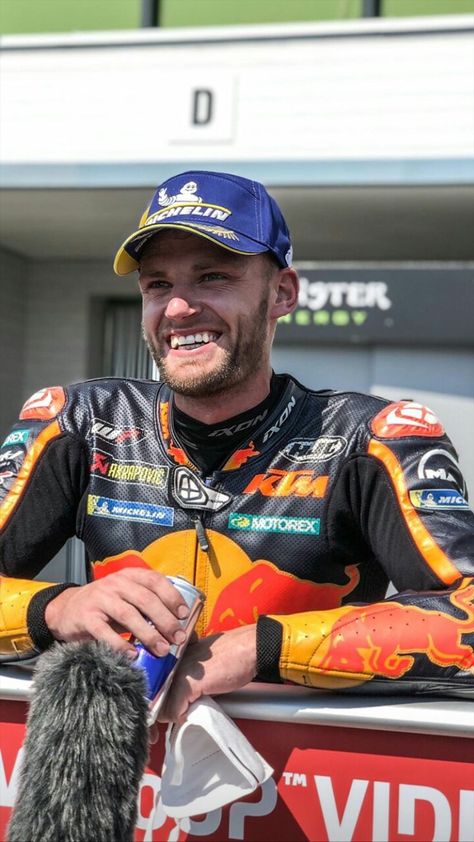 Brad Binder, Bodybuilding Humor, Motorcycle Sports, Bike Racing, Motorcycle Racing, Moto Gp, Racing Bikes, Motogp, Grand Prix