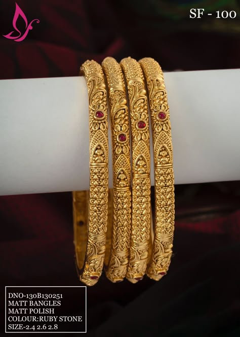 Daily Use Bangles In Gold, Latest Bangles Design Gold, Gold Bangles Design Modern, Gold Chudi, Daily Wear Gold Bangles Indian, Daily Use Gold Bangles Indian, Gold Bangles Design Daily Wear Latest, Antique Gold Bangles, Simple Gold Bangle