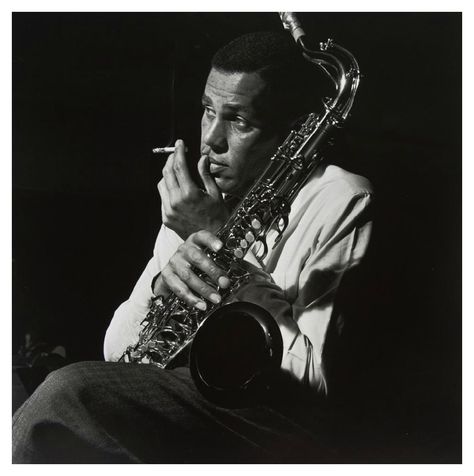 Dexter Gordon, tenor sax Bebop Jazz, Francis Wolff, Dexter Gordon, Jazz Players, Sonny Rollins, Thelonious Monk, Jazz Artists, Cool Jazz, Jazz Musicians