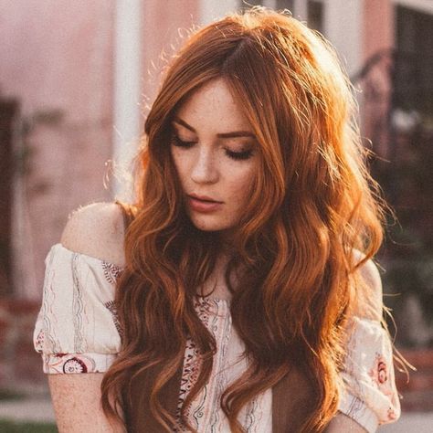 Danielle Fuentes, Red Hair Pale Skin, Danielle Victoria Perry, Danielle Perry, Irish Redhead, Danielle Victoria, Hair Pale Skin, Hair Red, Tone Hair