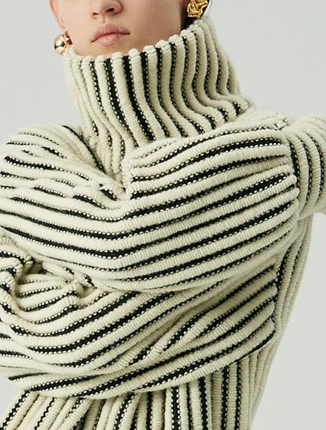 Knitwear Trends, Designer Knitwear, Knitwear Fashion, Make Yourself, Knit Outfit, Knit Fashion, Knitting Inspiration, Fashion Inspo Outfits, Short Hair