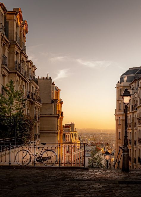 Just Another Southern Belle Sunrise Paris, Paris In May, Paris Weekend, Vacation Images, Paris In Spring, Travel To Paris, City Houses, Cabin Interior Design, The Louvre Museum