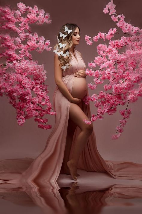 studio maternity cheery blossom session Pregnant Lady Photoshoot, Prego Photoshoot Ideas, Creative Maternity Shoot Ideas Outdoor, Pregnant Poses Photoshoot, Red Maternity Shoot, Women Pregnancy Photos, Girl Maternity Shoot Ideas, Maternity Photo Shoot Studio, Chic Maternity Photos