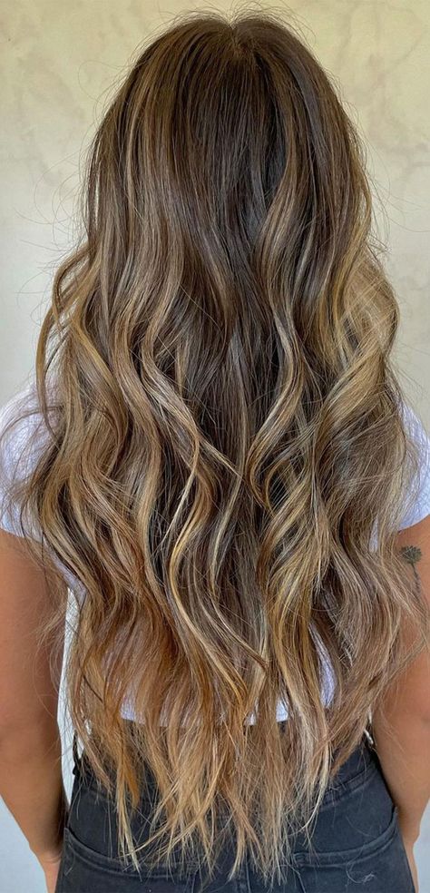 Dirty Blonde Hair Ideas, Dirty Blonde Hair With Highlights, Spiky Haircut, Light Brunette Hair, Blonde Highlights On Dark Hair, Blonde Hair Ideas, Summer Blonde Hair, Brown Hair Inspo, Brunette Hair With Highlights