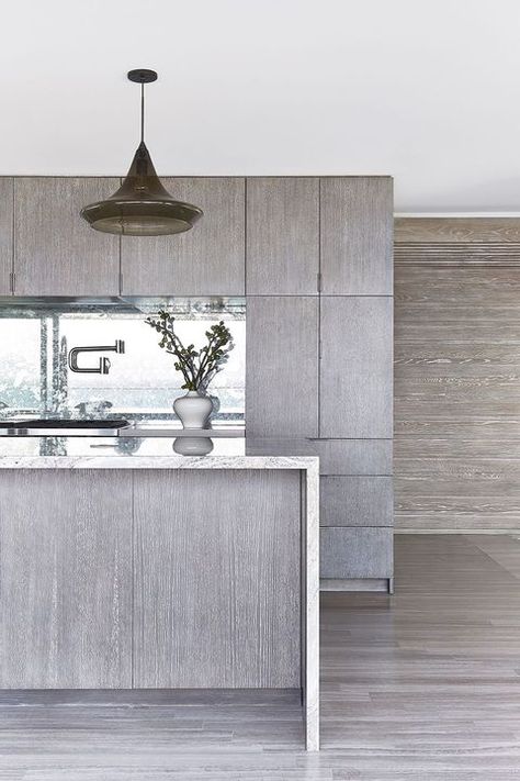 grey-kitchen-cabinets Light Grey Kitchen Cabinets, Light Grey Kitchens, Refacing Kitchen Cabinets, Kitchen Cabinets Makeover, Best Kitchen Designs, Wood Kitchen Cabinets, Grey Kitchen Cabinets, Kitchen Cabinet Doors, Kitchen Cabinet Colors