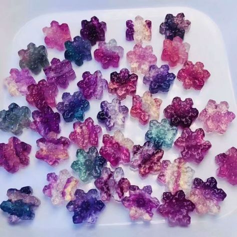 🌸Purple Fluorite💜 #naturalcrystals #crystals #fluorite #purplefluorite Crystals Fluorite, Purple Fluorite, Natural Crystals, Crystals, Purple, Quick Saves