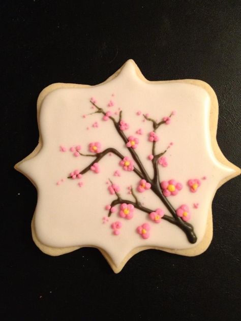 Cherry Blossoms Blossom Cookies, Iced Biscuits, Cookie Connection, Spring Cookies, Sugar Cookie Designs, Pretty Cookies, Fancy Cookies, Creative Cookies, Beautiful Cookies