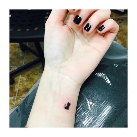 Simple Cat Tattoos For Women, Cat Micro Tattoo, Black Kitten Tattoo, Small Black Cat Tattoo Simple, Cat And Kitten Tattoo, Finger Cat Tattoo, Little Black Cat Tattoo, Tiny Black Cat Tattoo, Cute Small Cat Tattoos