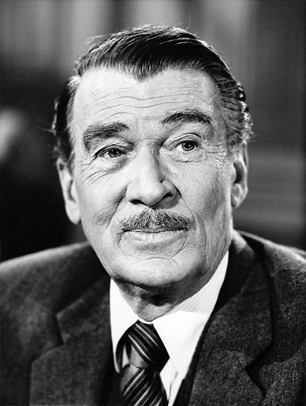 Walter Pidgeon Walter Pidgeon, Saint John New Brunswick, Classic Actors, Classic Film Stars, Perry Mason, Hollywood Men, Nick Carter, Hooray For Hollywood, Classic Movie Stars