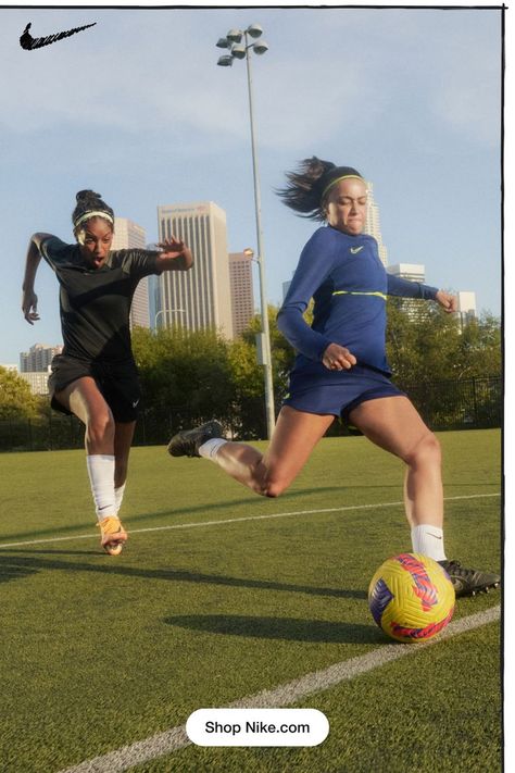 Soccer Editorial, Soccer Shoot, Fitness Editorial, Womens Soccer Cleats, Sport Editorial, Short Sassy Hair, Funny Comebacks, Sassy Hair, Women's Soccer