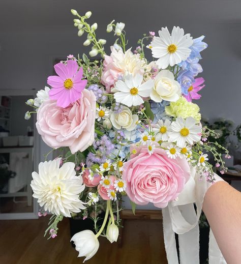 cotton candy vibes 🍬🦢💕🌸🪁🩰🌀🎀🧘🏼‍♀️🫐 Candy Flower Bouquet, Cotton Candy Flower, Cotton Candy Wedding, Hoco 2023, Summer Flower Arrangements, Candy Wedding, Bloom Where Youre Planted, Blue Wedding Bouquet, Silk Arrangements