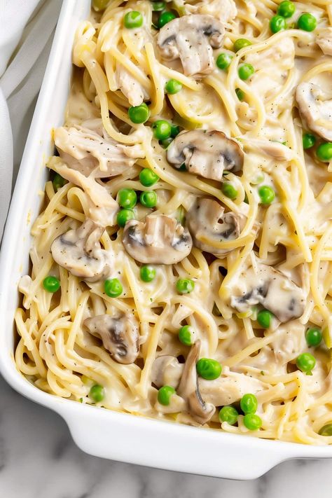 Beef Tetrazzini Recipe, Turkey Pasta Casserole Recipes, Turkey Recipes Leftover Healthy, Turkey Tetrazzini Recipe Easy Healthy, Easy Turkey Tetrazzini Recipe, Leftover Turkey Recipes Easy Casserole, Turkey Tettrazini, Turkey Tetrazini, Turkey Recipes Leftover