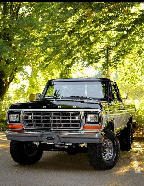 90s Pickup Truck, 70s Ford Truck, Ford 79, 79 Ford Truck, Bronco Truck, Hot Trucks, Future Trucks, Vintage Pickup, Old Vintage Cars