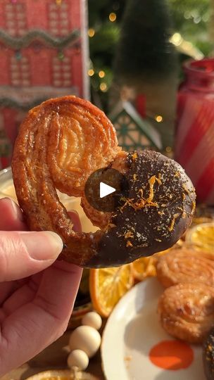 792K views · 7.5K reactions | Chocolate Orange Palmiers | Chocolate Orange Palmiers | By Crowded Kitchen | With just four ingredients,
these chocolate orange palmier are one of the easiest holiday
cookies you can make and they taste like a cross between a
croissant and a cookie. You just need sugar, orange zest,
and puff pastry for the Palmiers and then after baking,
you can dip them in melted chocolate and top with more of
the orange sugar mixture. They're crispy, buttery, and
perfect for dipping in coffee. The key is to use really high
quality puff pastry and if you're feeling adventurous, you
could even make your own. You can find the full recipe in the
comment section below. Chocolate Dipped Orange Palmiers, Orange Palmiers, Palmier Cookies, Unique Sweets, Easy Holiday Cookies, Cookie Board, Crowded Kitchen, Puff Pastry Desserts, Dessert Bar Recipe