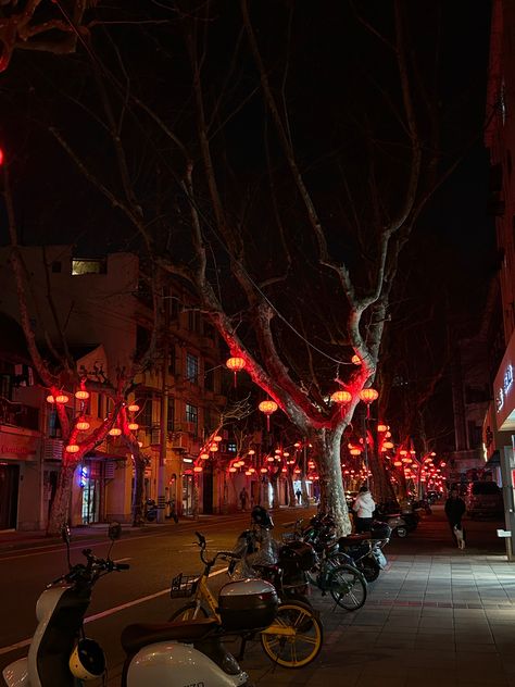 shanghai | night walk | night city aesthetic | china | uni life Shanghai City Night, Shanghai Aesthetic, Aesthetic China, Night City Aesthetic, Mha Aesthetic, Shanghai Night, Shanghai City, Shenyang, Night Walk