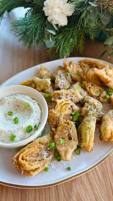 Fried Artichokes, Dipping Sauce For Artichokes, Artichoke Appetizer, Recipe Appetizers, Fried Artichoke, Artichoke Recipes, Recipes Appetizers And Snacks, Lemon Sauce, Tea Sandwiches