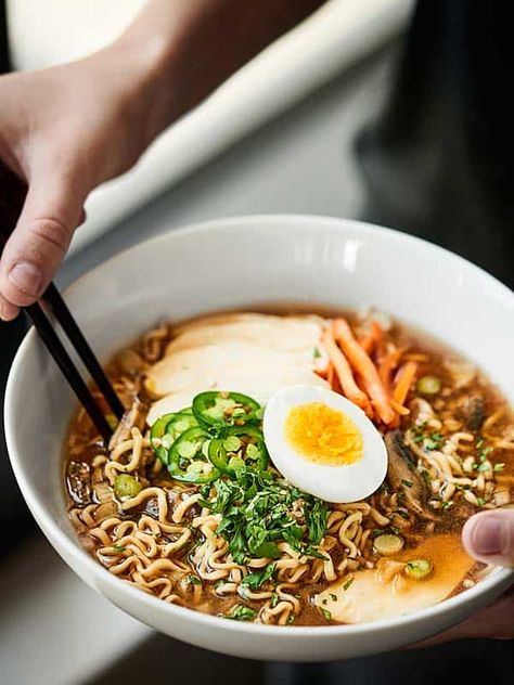 Slow Cooker Ramen, Top Ramen Recipes, Chicken Ramen Noodle Recipes, Ramen Noodle Recipes Soup, Best Ramen Noodles, Ramen Soup Recipes, Best Ramen, Bowl Of Ramen, Chicken Ramen