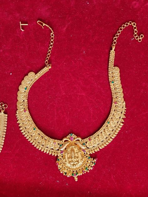 Mini Haram Gold, Mini Haram Gold Designs, Mini Haram Gold Designs Latest, Mini Haram, Lakshmi Haram, Gold Necklace Indian, Gold Necklace Indian Bridal Jewelry, Necklace Indian, Bangles Design