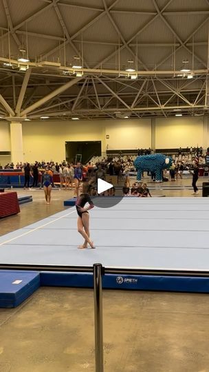 Gymnastics Poses For Pictures, Famous Gymnasts, Gymnastics Wallpaper, Gymnastics Moves, Gymnastics Routines, Young Gymnast, Gymnastics Tricks, Gymnastics Poses, Gymnastics Videos