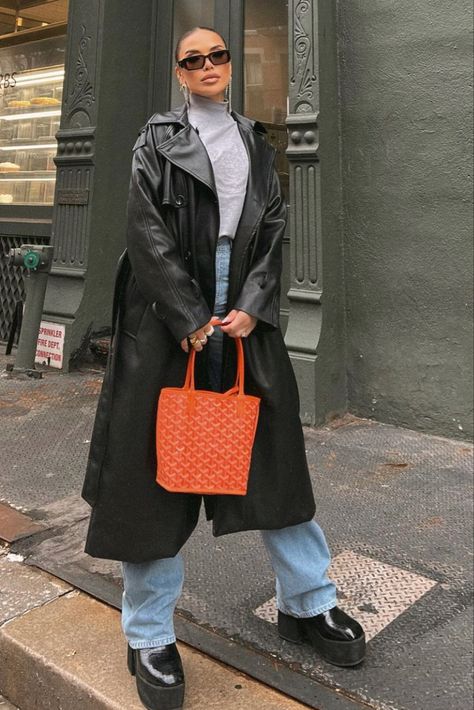 Goyard Mini Tote Outfit, Dior Ballerina Flats, Tote Bag Outfit, Long Cardi, Mini Outfit, Tote Outfit, Goyard Bag, Orange Bag, Coat Outfits