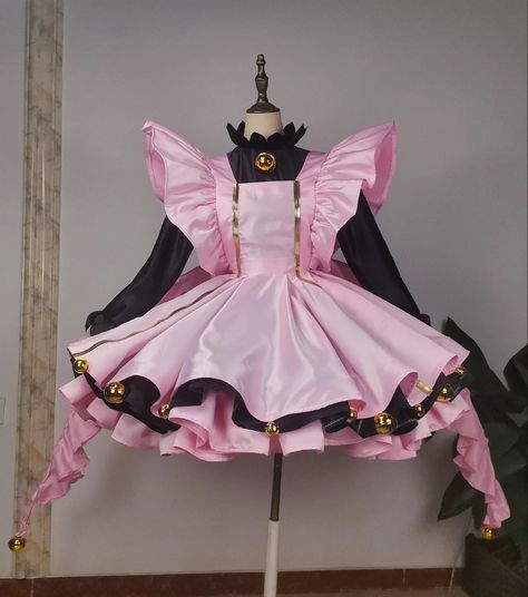 Magical Girl Outfit Design, Pink Magical Girl Outfit, Magical Girls Outfit, Card Captor Sakura Outfits, Magic Girl Outfit, Magical Girl Outfit Ideas, Clown Outfit Ideas, Magical Girl Cosplay, Magical Girl Outfit