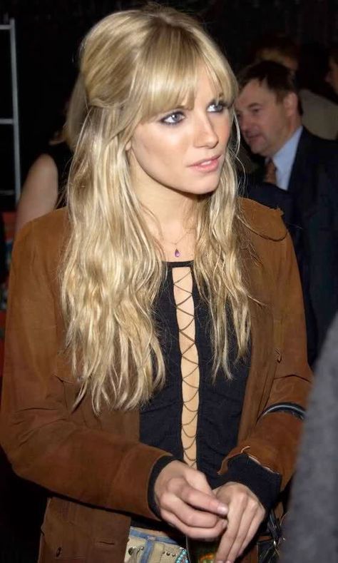 Sienna Miller's bangs Bob Blonde, Hair Bob, Sienna Miller, Long Blonde, Good Hair Day, Long Blonde Hair, Hair Envy, Hair Today, Hair Dos