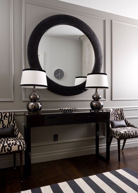 Foyer- love this: black table, chairs and mirror. I would do earth tones but I like this Vstupná Hala, Glamour Decor, Coastal Interiors Design, Hal Decor, Foyer Decor, Foyer Decorating, Foyer Design, Entry Way Design, Coastal Interiors