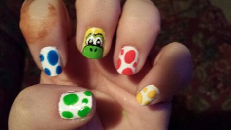 Yoshi! Yoshi Nail Art, Yoshi Nails, Weird Nails, Nail Model, Cartoon Candy, Mario Yoshi, Fancy Nail Art, Toenail Designs, Mario Birthday Party