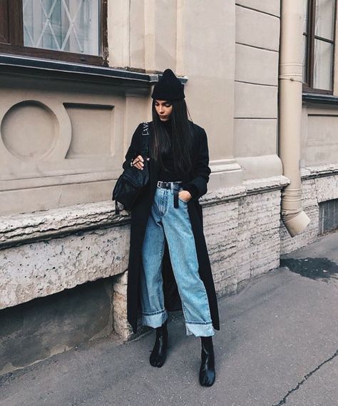 femme fatale on Twitter: "LOOKS.… " Winter Mode Outfits, Jeans Trend, Leopard Jeans, Tennis Skirt Outfit, Instagram Baddie, Denim On Denim, Grunge Look, Jacket Outfit, Woman Standing