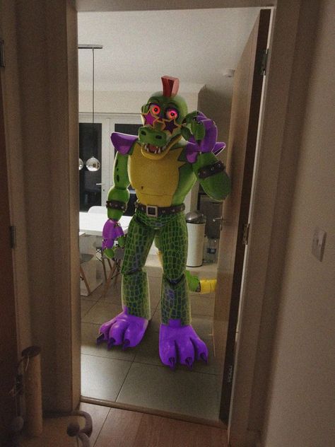 Glamrock Monty, Cosplay Fnaf, Monty Gator, Montgomery Gator, Fnaf Costume, Fnaf Cosplay, Fnaf Freddy, Fnaf Sb, Animatronic Fnaf