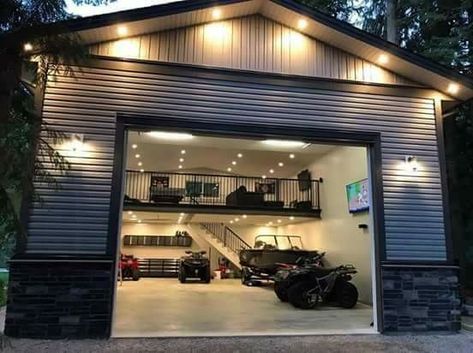 Man cave garage Metal Barndominium, Barn Exterior, Casa Garage, Man Garage, Asma Kat, Garage Loft, Casa Loft, Dream Car Garage, Barn Garage