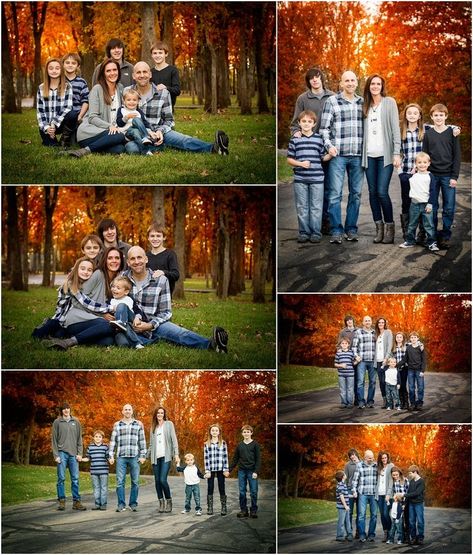 Large Family Photography, Family Illustrations, Large Family Poses, Family Of 7, Stillwater Oklahoma, Family Photo Colors, Big Family Photos, Daughter Photography, Large Family Photos