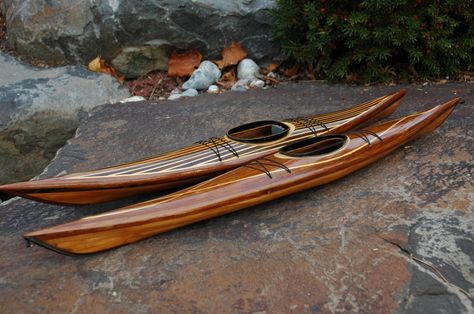 Model Kayaks - CLICK TO ENLARGE Dormer Ideas, Cedar Strip Kayak, Canoe Design, Floating Art, Wood Kayak, Wooden Kayak, Hydroplane Boats, Ocean Kayak, Kayak Boat