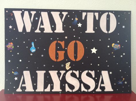 Graduation Ceremony sign to cheer on my Grad Graduation Poster Ideas Diy Signs, Poster Ideas Diy, Graduation Poster Ideas, Graduation Poster Boards, Creative Graduation Gifts, Candy Messages, Thoughtful Graduation Gifts, Graduation Words, Cheer Posters