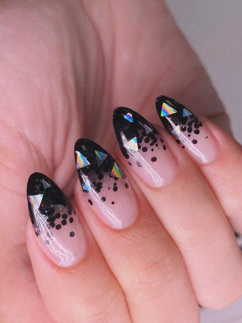 Mylar Nails, Business Competition, Harry Potter Nail Art, Booming Business, Encapsulated Nails, Confetti Nails, Witchy Nails, Nagellack Trends, Hello Nails