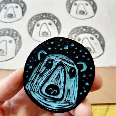 Introduction to Linocut Printing - Animals (evening workshop) — Courses for beginners and improvers Make Your Own Stamp, Print On Fabric, Graduation Art, Lino Art, Cut Animals, Lino Cut, Small Sewing Projects, Drawing For Beginners, Painting Class