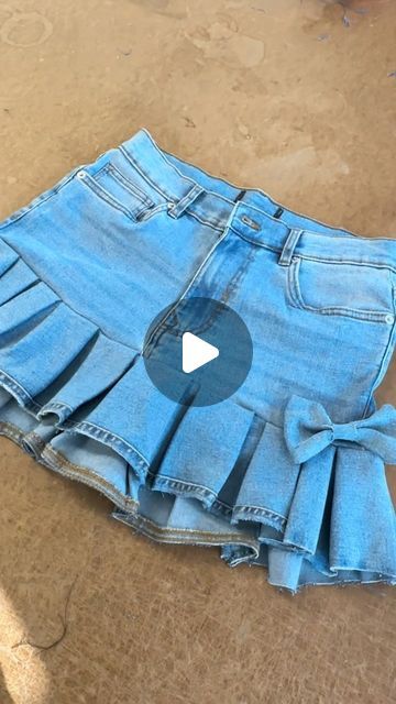 Repurposed Jean Skirt, Make Jeans Into Skirt, Old Jeans To Skirt, Jeans Turned Into Skirt, How To Make A Jean Skirt Out Of Jeans, Sewing Old Clothes Upcycling, How To Make A Skirt Out Of Jeans, How To Make Skirt From Jeans, How To Turn A Skirt Into Pants