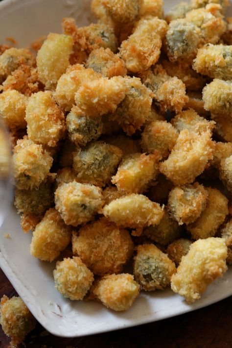 Fried Garlic Cloves, Deep Fried Garlic Cloves, Vegetarian Super Bowl Food, Vegetarian Super Bowl, Fried Olives, Fried Garlic, Chimichurri Recipe, Hanukkah Recipes, Green Garlic