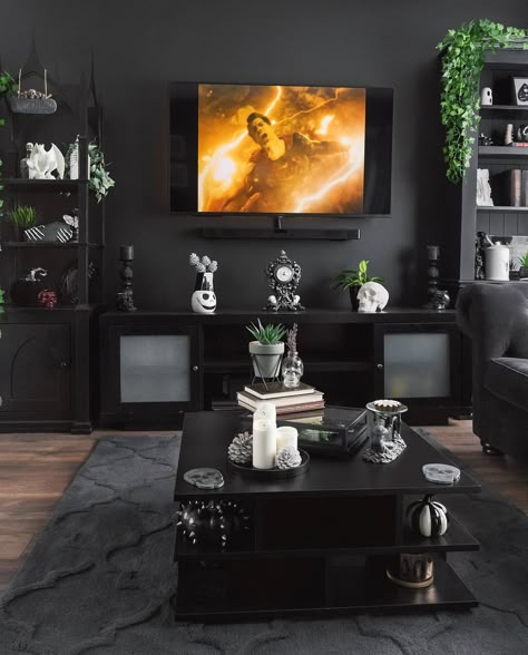 Modern Gothic Living Room, Gothic Living Rooms, Goth Living Room, Gothic Living Room, Gothic Room, Dark Living Rooms, Aesthetic Living Room, Dark Home Decor, Black Living Room