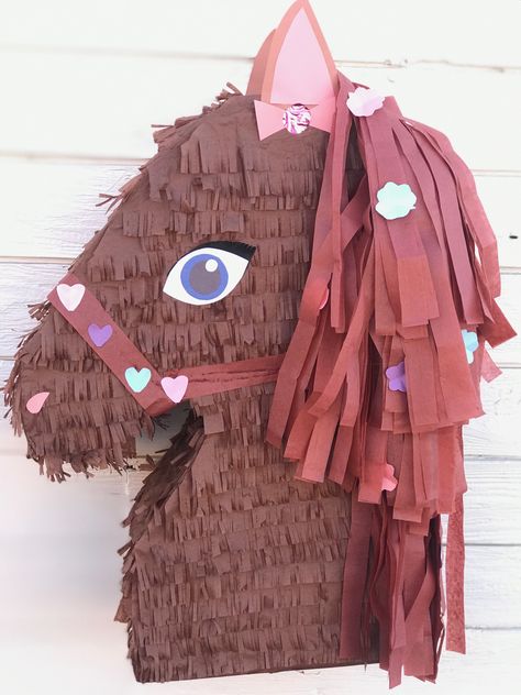 Horse piñata. Horse Pinata Diy, Horse Pinata, Western Birthday Party, Piñata Ideas, Diy Pinata, Western Birthday, Horse Party, 9th Birthday Parties, Pony Party