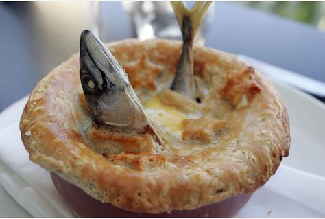 Individual Stargazy Pie, a Cornish speciality. www.westbriton.co.uk Stargazy Pie, Viking Feast, Fantasy Recipes, Pie Mold, Bread Pull Apart Recipes, Medieval Recipes, Pie Bird, British Food, Recipe Notes