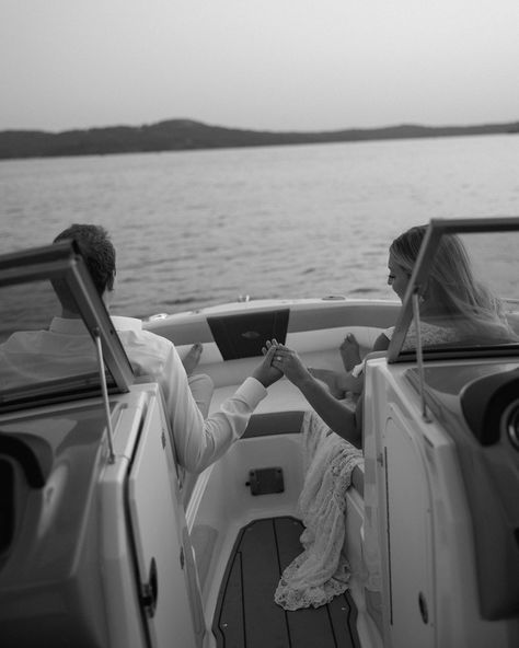 Engagement Couple on a boat on the Lake poses Couple Boat Photoshoot, Engagement Pictures On A Boat, Engagement Photos On A Boat, Couples On Boat, Boat Couple Photoshoot, Couple On A Boat, Lake Poses, Boat Elopement, Boat Engagement Photos