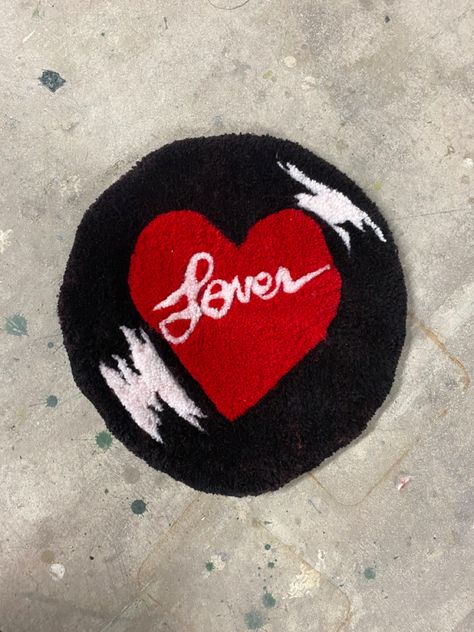 Heart Tufted Rug, Taylor Swift Punch Needle, Taylor Swift Rug, Punching Needle, Taylor Swift Vinyl, Lover Vinyl, Tufted Wall, Tufting Ideas, Room Organization Bedroom