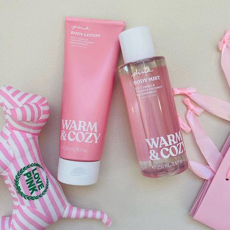 Cozy Sunday, Victoria Secret Lotion, Simple Skincare Routine, Fragrance Lotion, Shower Skin Care, Healthy Skin Tips, Pink Body, Mist Spray, Body Skin Care Routine