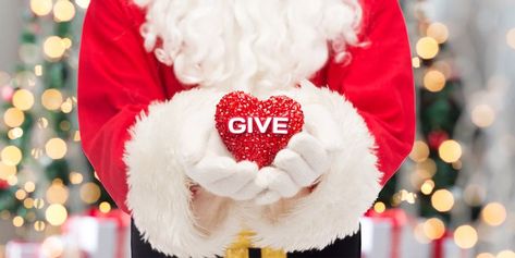 Here are some of the best Christmas charity organizations that help low income families make the holidays magical for their kids. Christmas Charity, Christmas Classroom Treats, Christmas Help, Classroom Treats, Christmas Program, Hosting Christmas, Charity Organizations, Christmas Events, Christmas Classroom