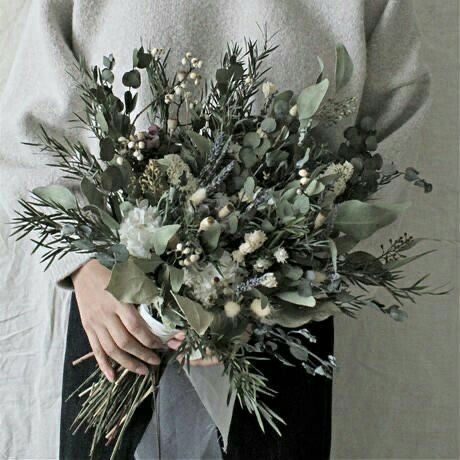 Leaf Bouquet, Foliage Bouquet, Eucalyptus Wedding Bouquet, Winter Bridal Bouquets, Ivory Wedding Flowers, Green Wedding Bouquet, Bouquet Images, Green Wedding Flowers, Greenery Bouquet