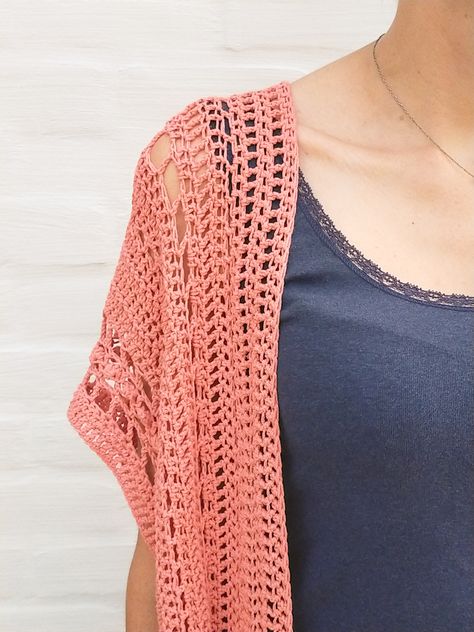 FREE Boho Crochet Summer Cardigan Pattern - Ariel Cardigan Pattern Crochet Summer Cardigan, Crochet Kimono Pattern, Kimono Crochet, Poncho Au Crochet, Knit Top Patterns, Crochet Cardigan Pattern Free, Crochet Kimono, Knit Dress Pattern, Crochet Sweater Pattern Free